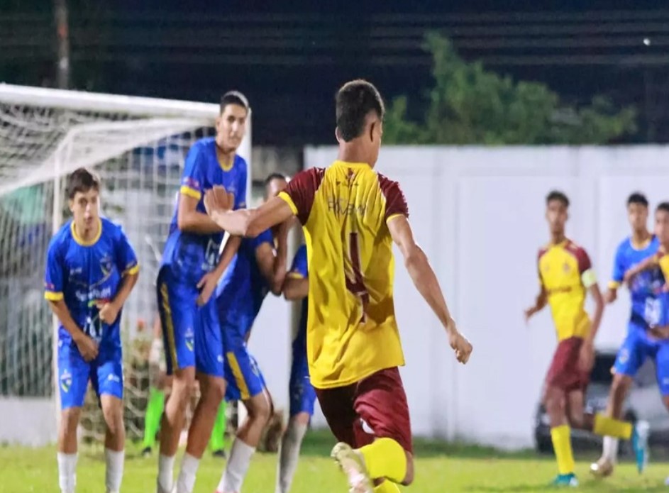 FUTEBOL JUNIORES: Nove partidas iniciam Rondoniense Sub-15 e Sub-17