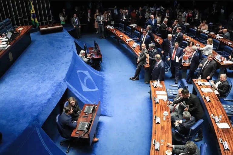 CORTE DE GASTOS: Senado mantém mudanças da Câmara e aprova PL sobre salário mínimo