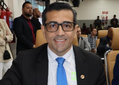 DR. BRENO MENDES: Vereador consolida liderança na Câmara com 100% de aprovação em pautas