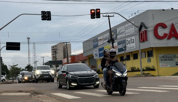 LICENCIAMENTO ANUAL: Veículos com placa final zero devem ser regularizados até 29 de outubro