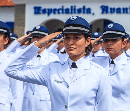 AMBOS OS SEXOS: Aeronáutica retoma concurso e reabre inscrições de edital com 180 vagas