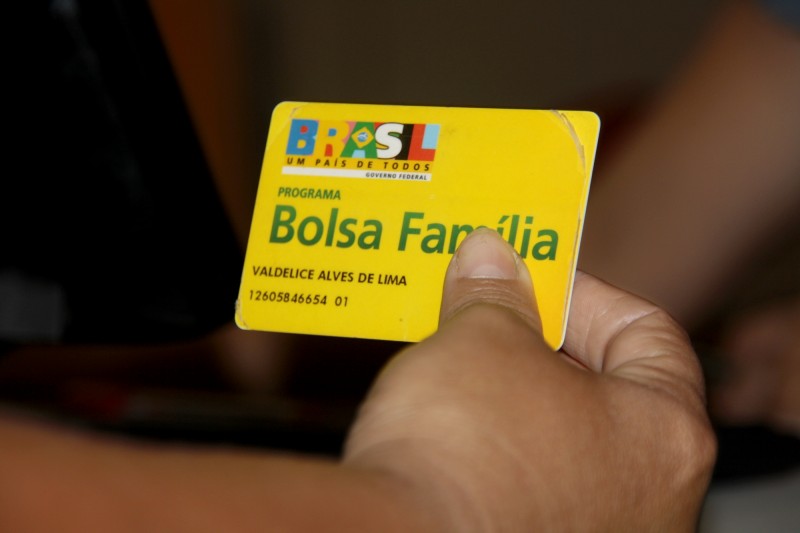 BOLSA FAMÍLIA: Beneficiários do programa precisam atualizar dados em unidade de Saúde