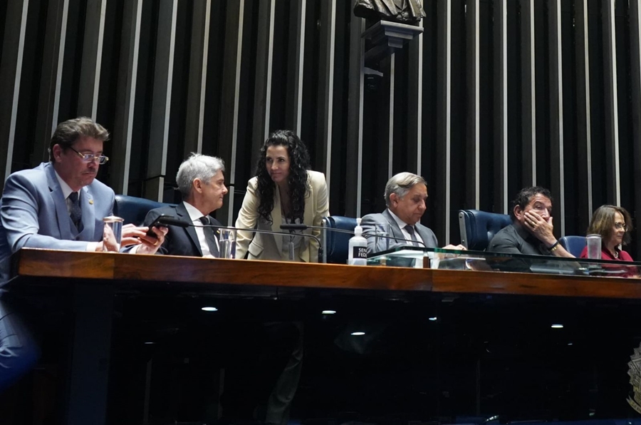 JAIME BAGATTOLI: Senadores travam votação no Senado pelo impeachment de Alexandre de Moraes