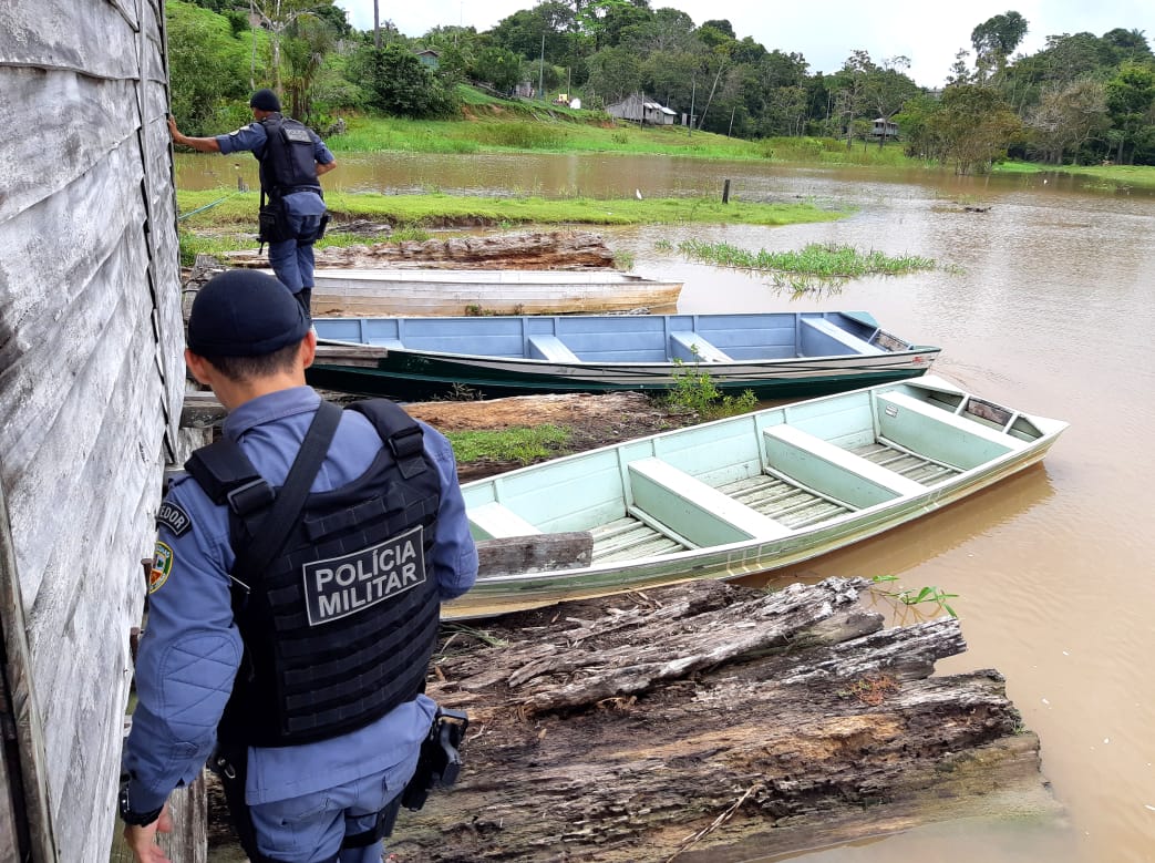 AFLIÇÃO: Adolescente é suspeito de matar pai com tiro acidental