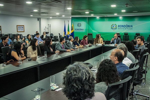 GESTÃO: Membros do Idep tomam posse para o mandato de um ano