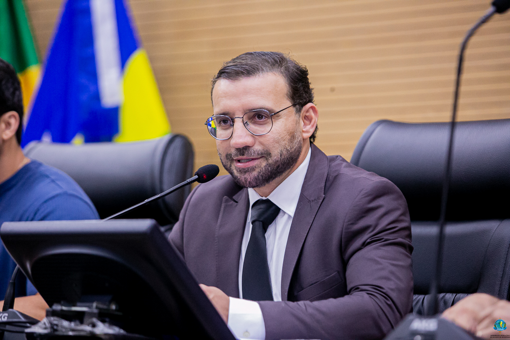 RIBEIRO DO SINPOL: Deputado assegura R$ 500 mil para fortalecer atendimento da AMAAR em Ariquemes
