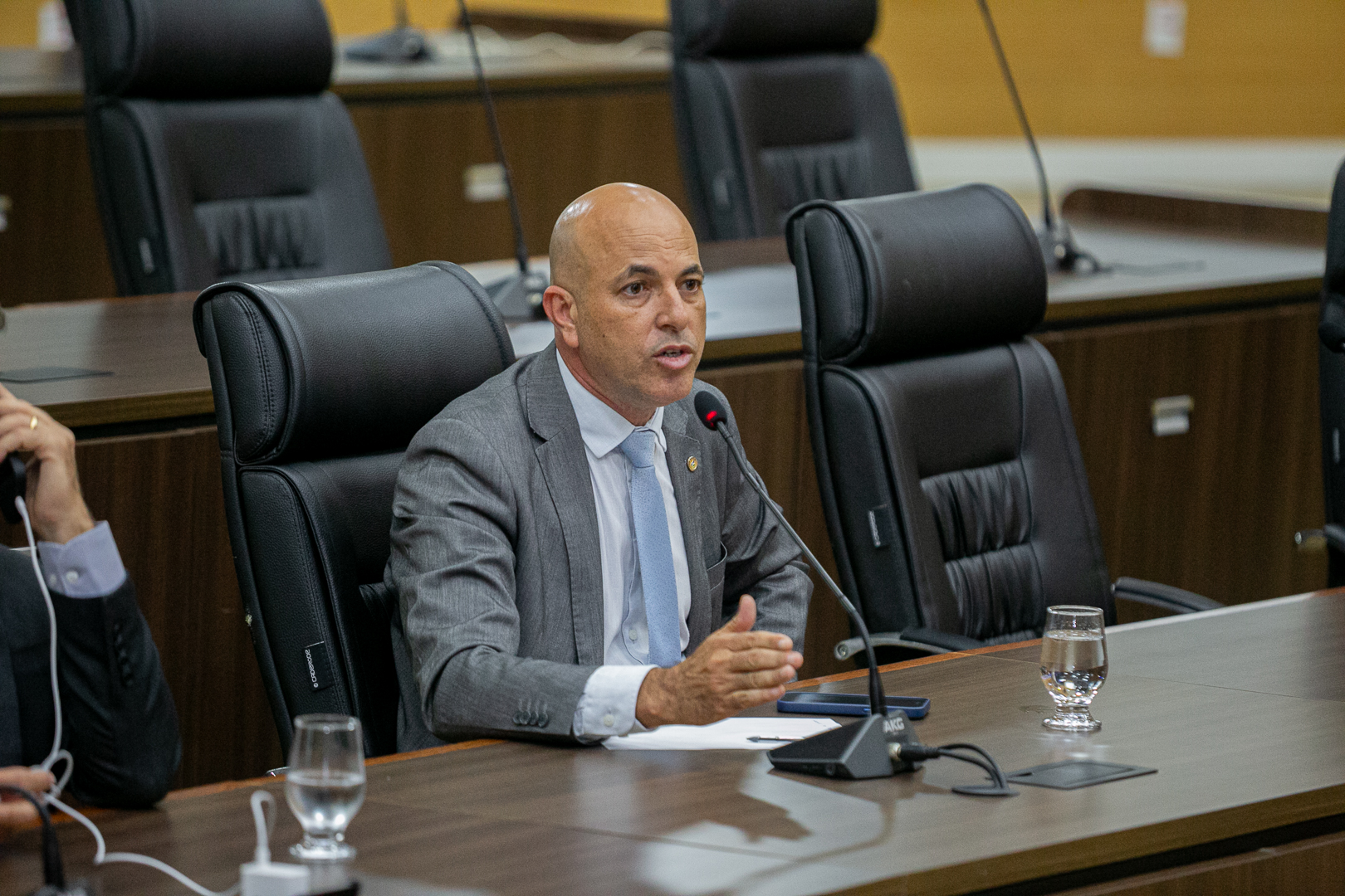 ISMAEL CRISPIN: Deputado fortalece a segurança nos bancos com nova lei em Rondônia