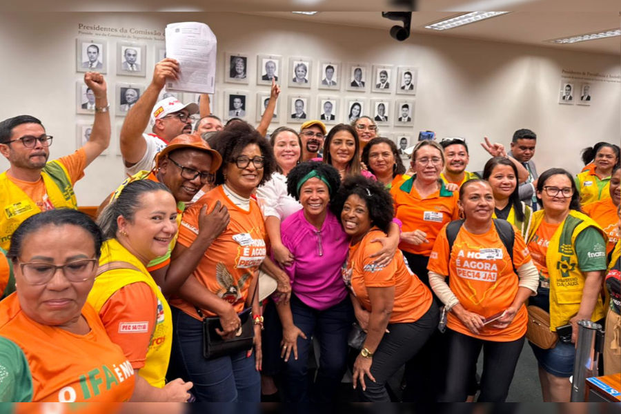 VALORIZAÇÃO: Sílvia Cristina comemora aprovação da PEC 14 dos agentes comunitários de saúde