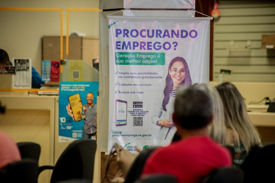 'GERAÇÃO EMPREGO': Mais de 2.400 vagas de trabalho são ofertadas nesta semana