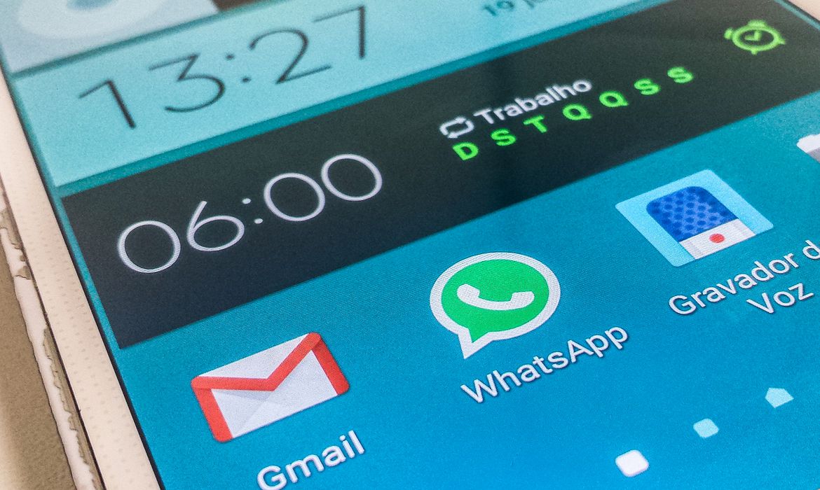 ELEIÇÕES: TSE tem canal para denúncia de disparos em massa no WhatsApp