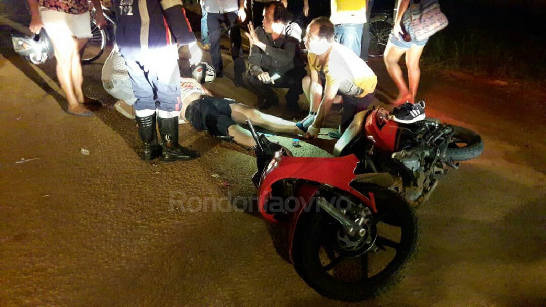 FRONTAL: Grave colisão entre motos deixa dois seriamente lesionados