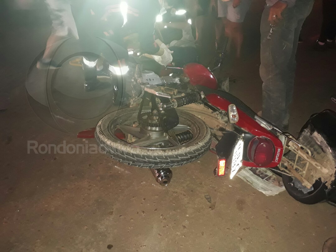 URGENTE: Motociclista sofre fratura exposta em violento acidente