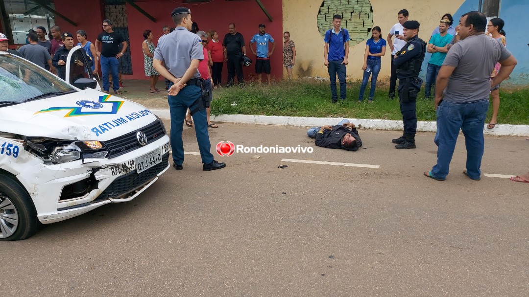 VÍDEO: Motociclista sofre fratura exposta nas duas pernas em acidente com viatura da PM