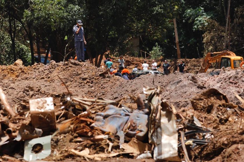 BRUMADINHO: Vídeo capta o exato momento do rompimento da barragem