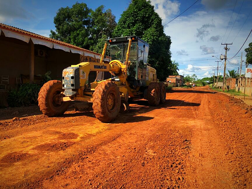 NA ZONA LESTE: Obra de pavimentação é iniciada após pedido do Vereador Márcio Miranda