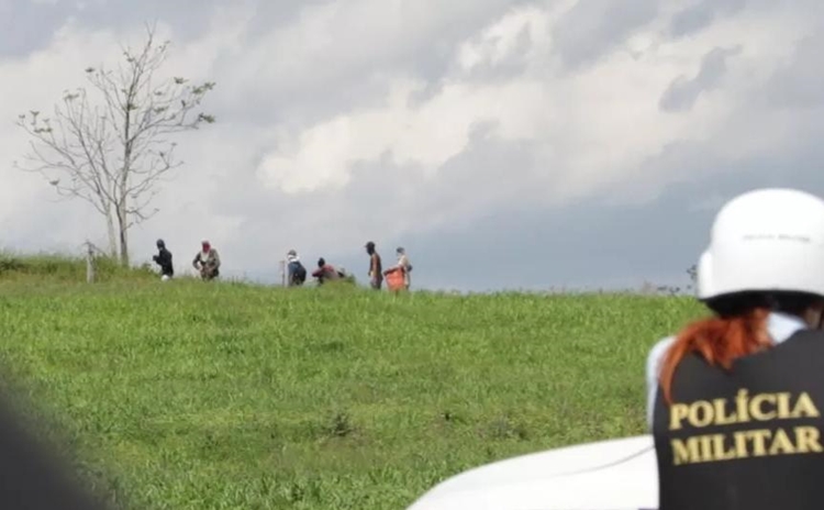 MORTES NO CAMPO: Família diz que homem morto era sitiante e não invasor de terra