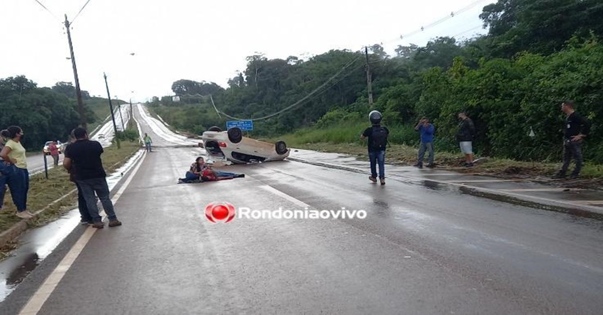 ACIDENTE NA BR-364: Pai e crianças ficam feridos após grave capotamento na rodovia