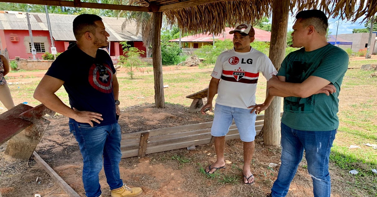 INFRAESTRUTURA: Vereador Isaque Machado visita distrito e ouve  moradores sobre necessidades