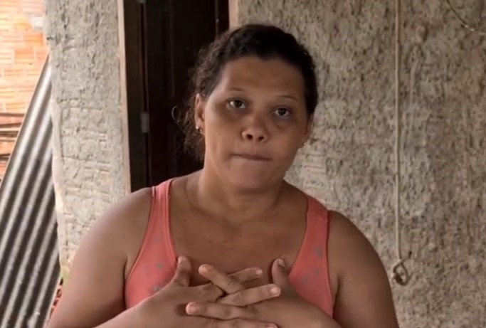 VIDA NOVA: Mãe de seis filhos ganha casa na zona Leste após união de esforços