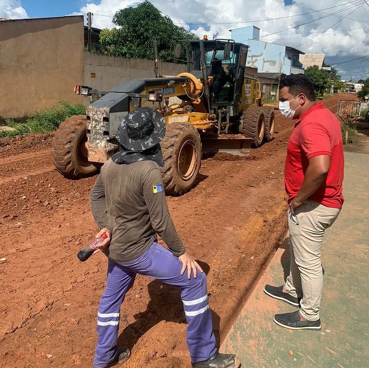 FEITO: Vereador Gilber Mercês garante melhorias no bairro Igarapé