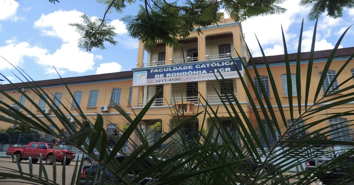 APOIO: Faculdade Católica presta assistência jurídica aos moradores dos distritos
