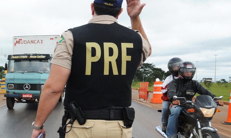 CÂMARA DE GÁS: Polícia Rodoviária Federal é proibida pela Justiça de atuar fora das rodovias federais