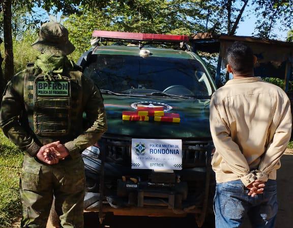 COCAÍNA: Homem é preso em porto clandestino trazendo três quilos de droga para capital