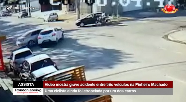 ASSISTA: Vídeo mostra grave acidente entre três carros e ciclista na 'Pinheiro'