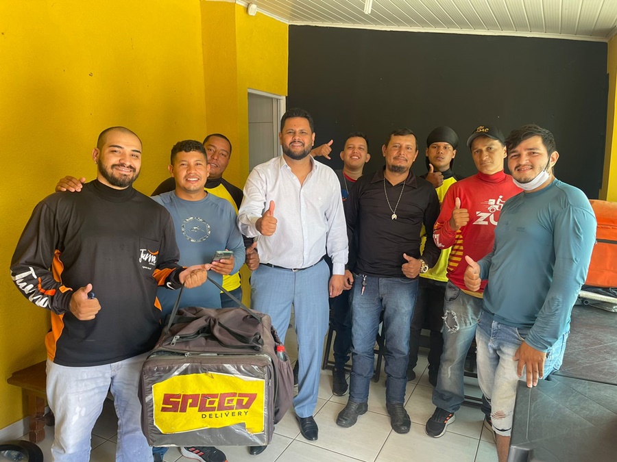 CATEGORIA: Samuel Costa assume compromisso com trabalhadores de aplicativos 