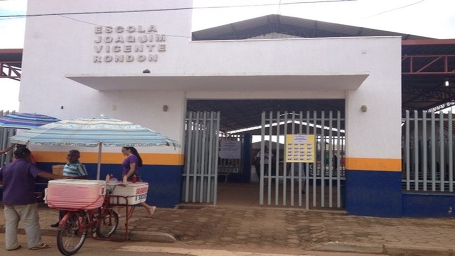 CENAS DA CIDADE: Escola Municipal Joaquim Vicente Rondon suspende aula por falta de professores 