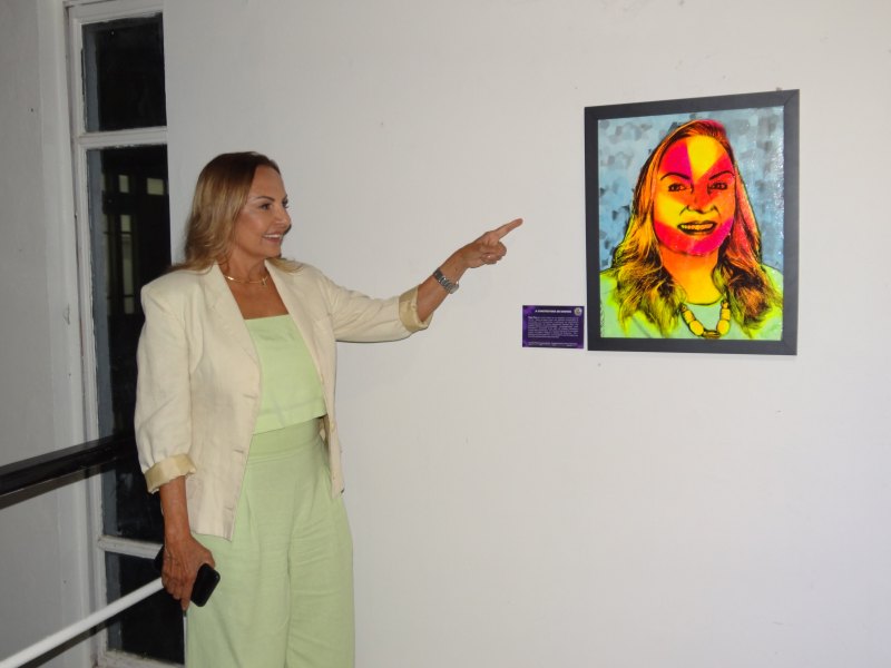 CONSTRUTORA: Tânia Pires vira obra de arte na Exposição Mulheres Empreendedoras