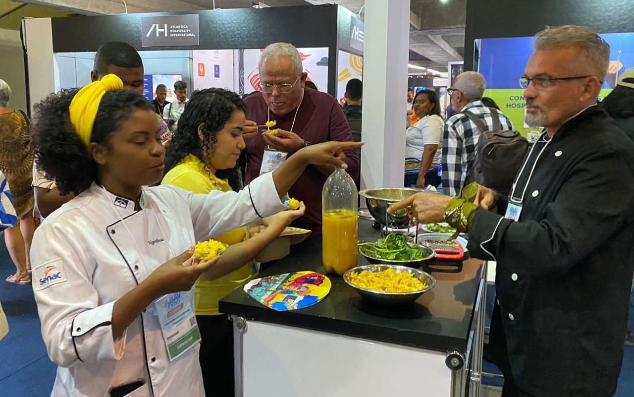 SUCESSO: Chef José Calixto apresenta e encanta com o ‘Arroz rondoniense’ em Pernambuco