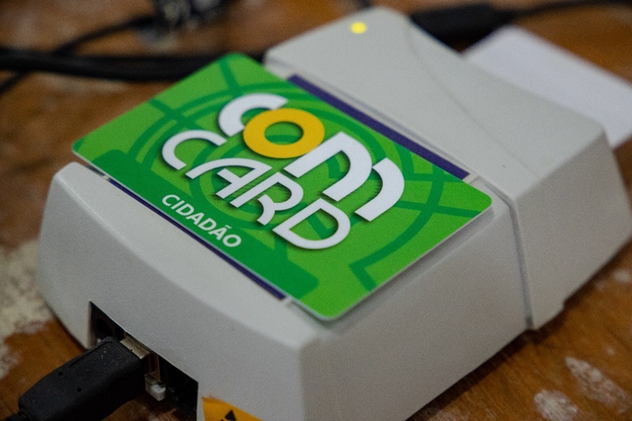 ÔNIBUS: Cartão ComCard pode ser emitido e recarregado pela internet