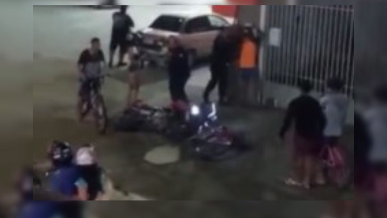 CARRETA FURACÃO: Integrantes de rolêzinho de motos levam ‘bacu’ da PM