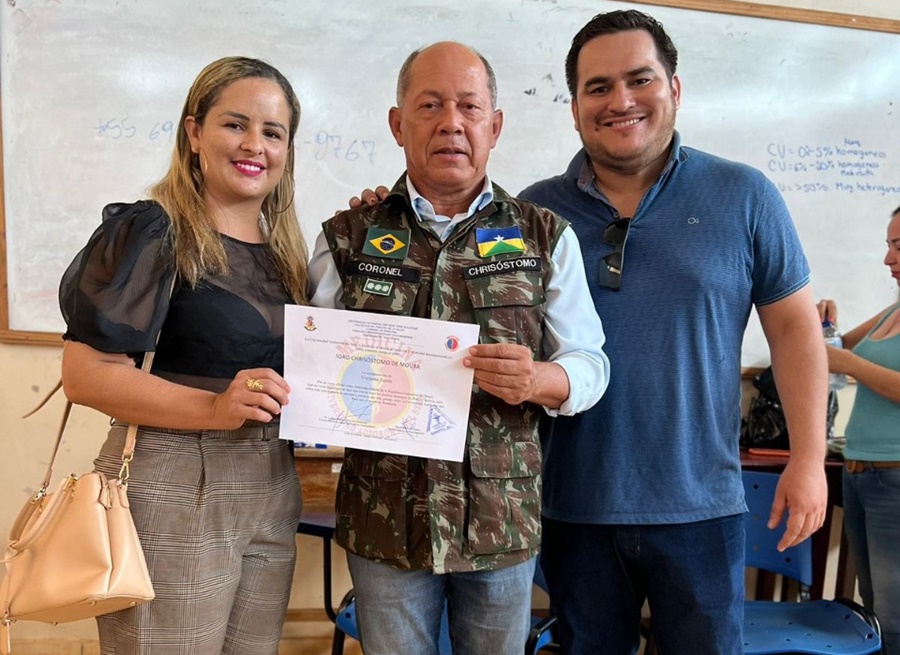APOIO: Dep. Coronel Chrisóstomo defende Revalida Simplificado de formados na Bolívia