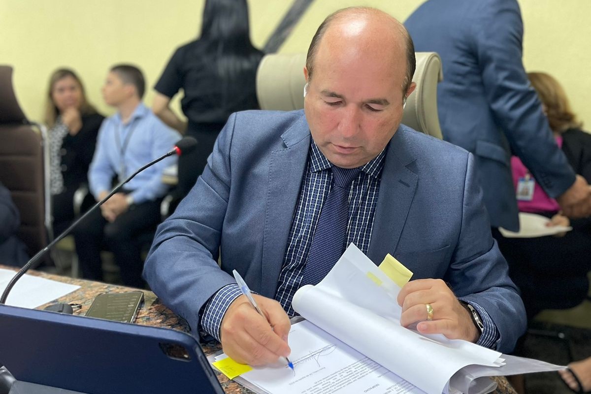 EDWILSON NEGREIROS: ‘Gabinete Online’ de vereador atendeu 150 solicitações só em outubro