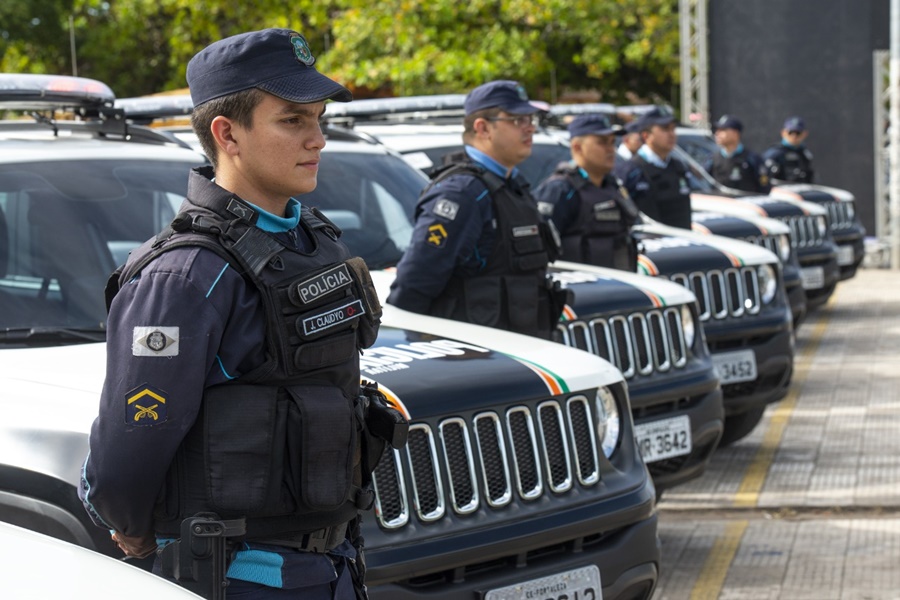 CEARÁ:  Polícia Militar lança concurso público com 1500 vagas para soldado