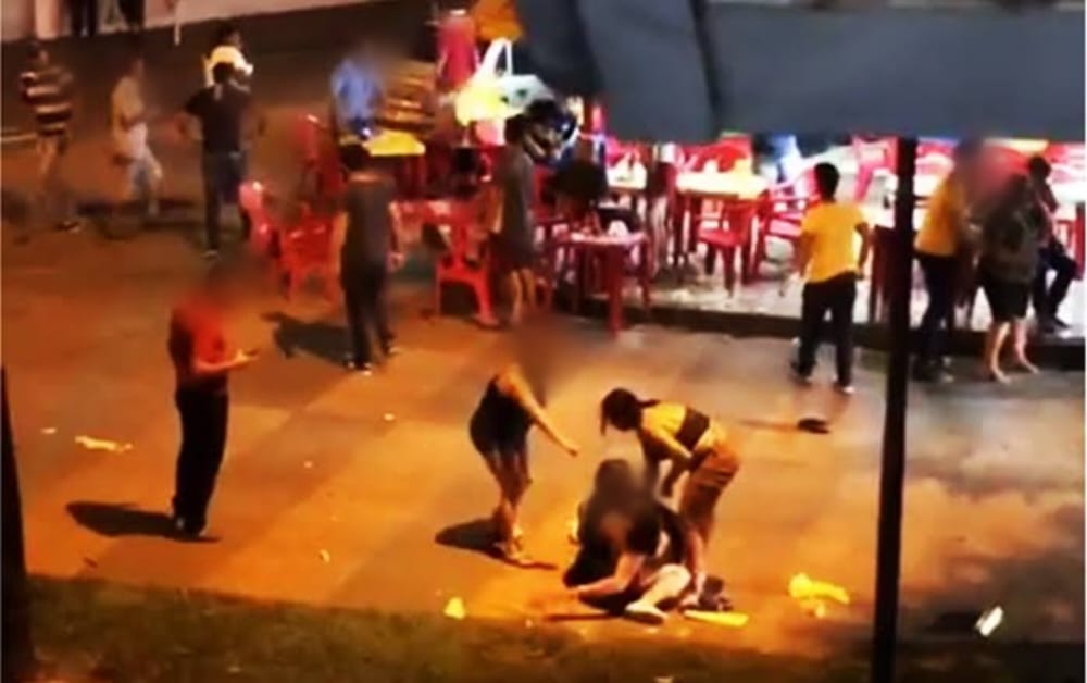 CONFUSÃO: Briga entre primas em bar acaba em tentativa de homicídio