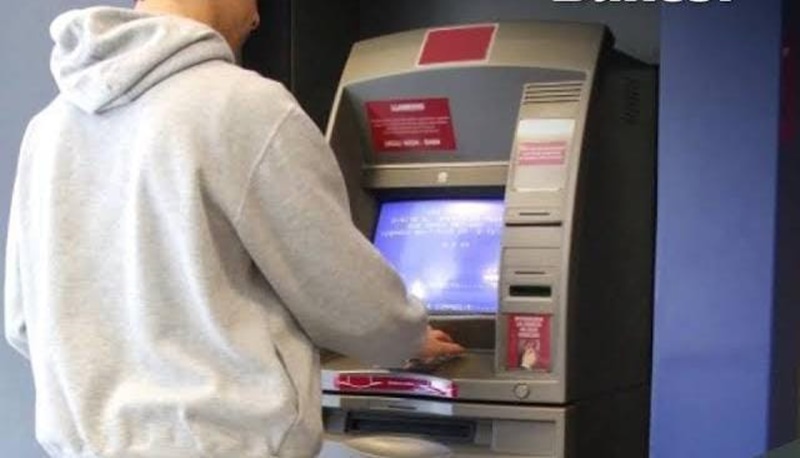 'SAIDINHA': Jovem é assaltado após sacar dinheiro em caixa eletrônico 
