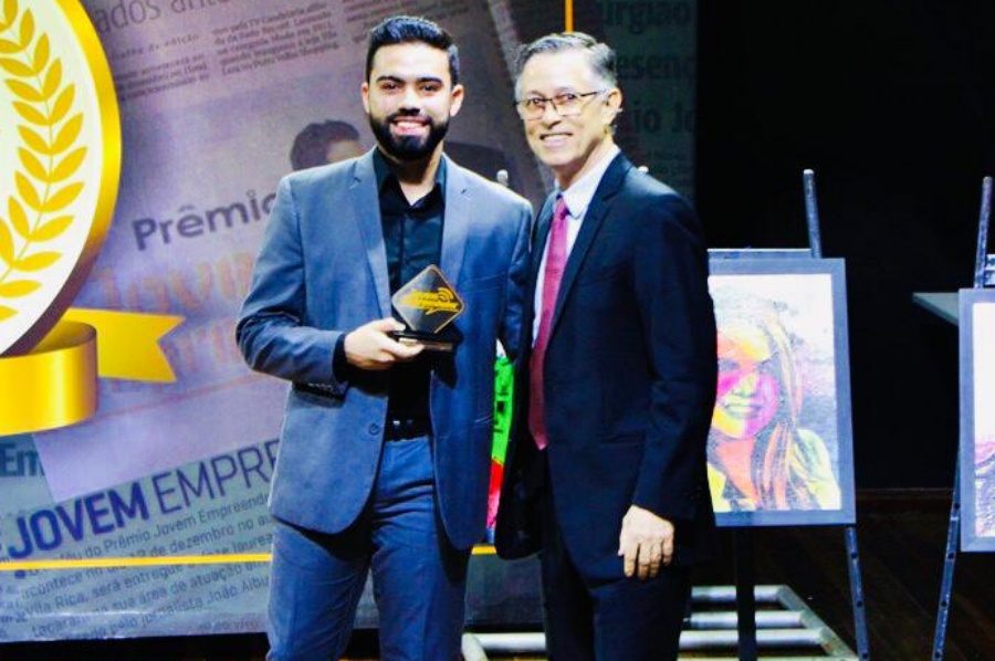 EMPRESÁRIO: Erick Pascoal é Destaque do Ano  no Prêmio Jovem Empreendedor 2022