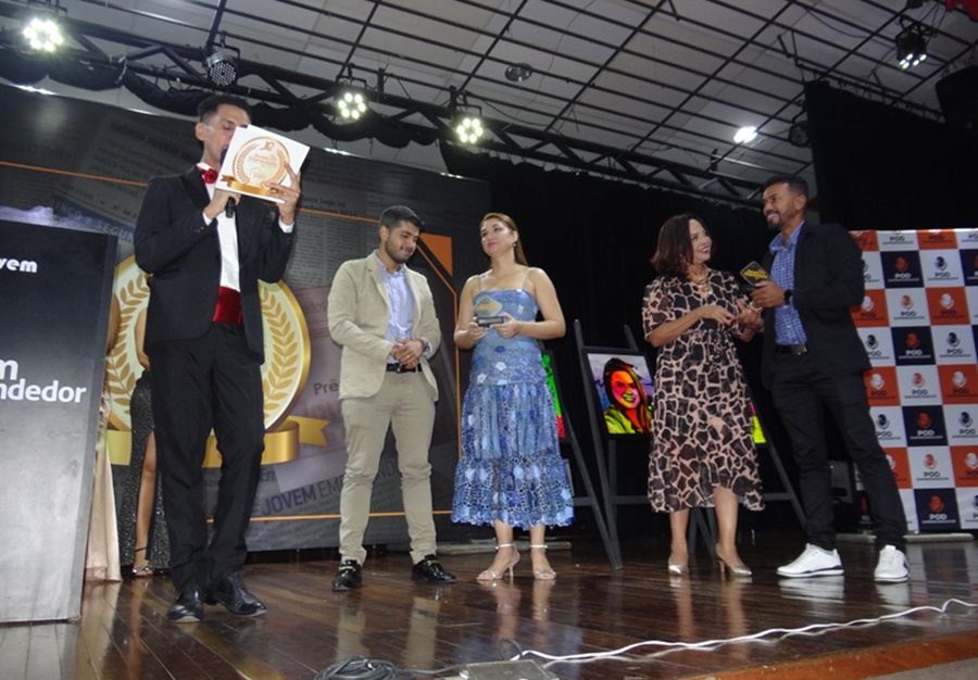 SUCESSO: Eletrotech foi empresa homenageada no Prêmio Jovem Empreendedor