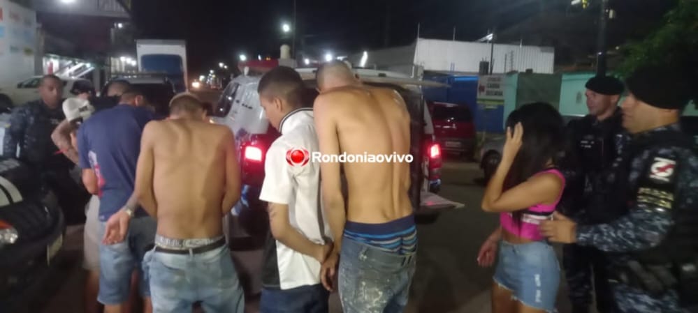 BOCA DE FUMO: Seis pessoas são presas com drogas, arma e moto roubada em residência 