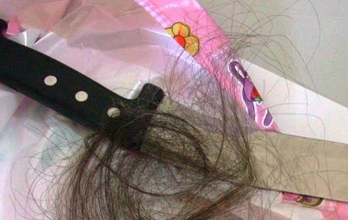 ESTARRECEDOR: Homem obriga criança a comer fezes e corta cabelo da esposa com facão 