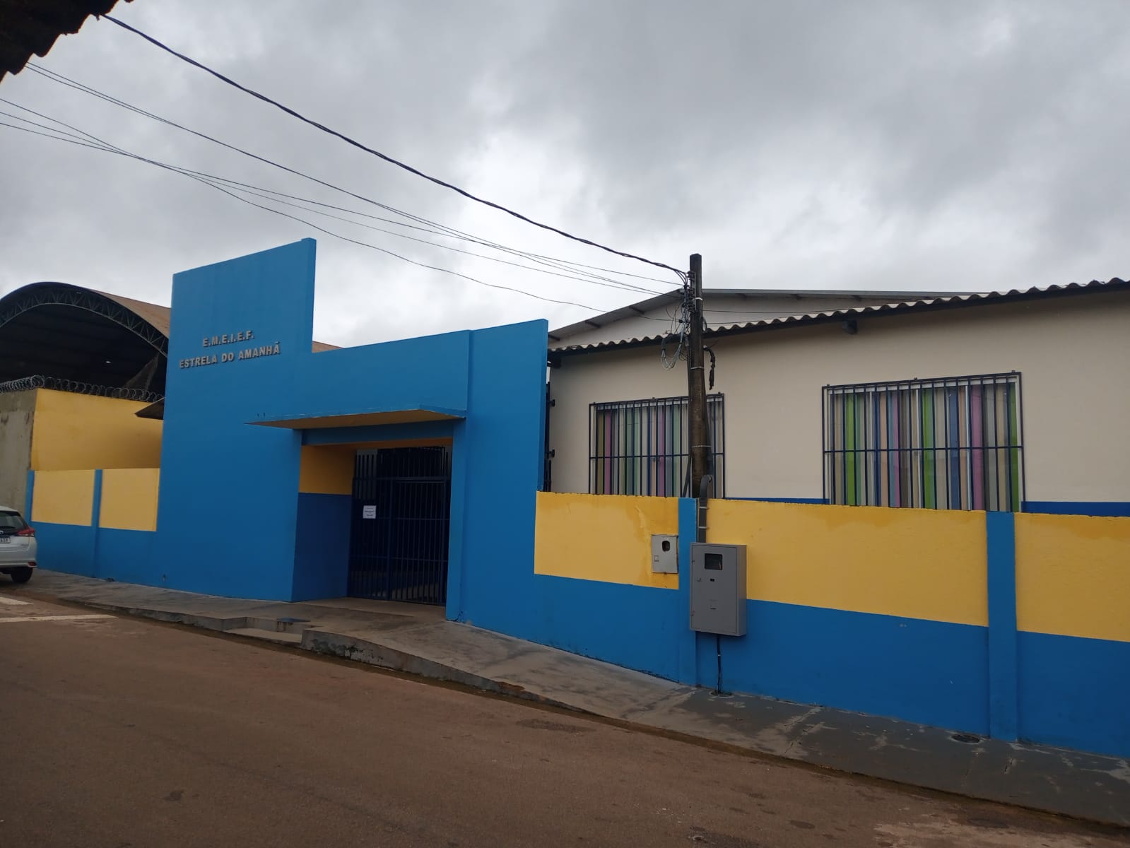 EDWILSON NEGREIROS: Vereador pede e transformador defeituoso é reparado em escola na zona Sul