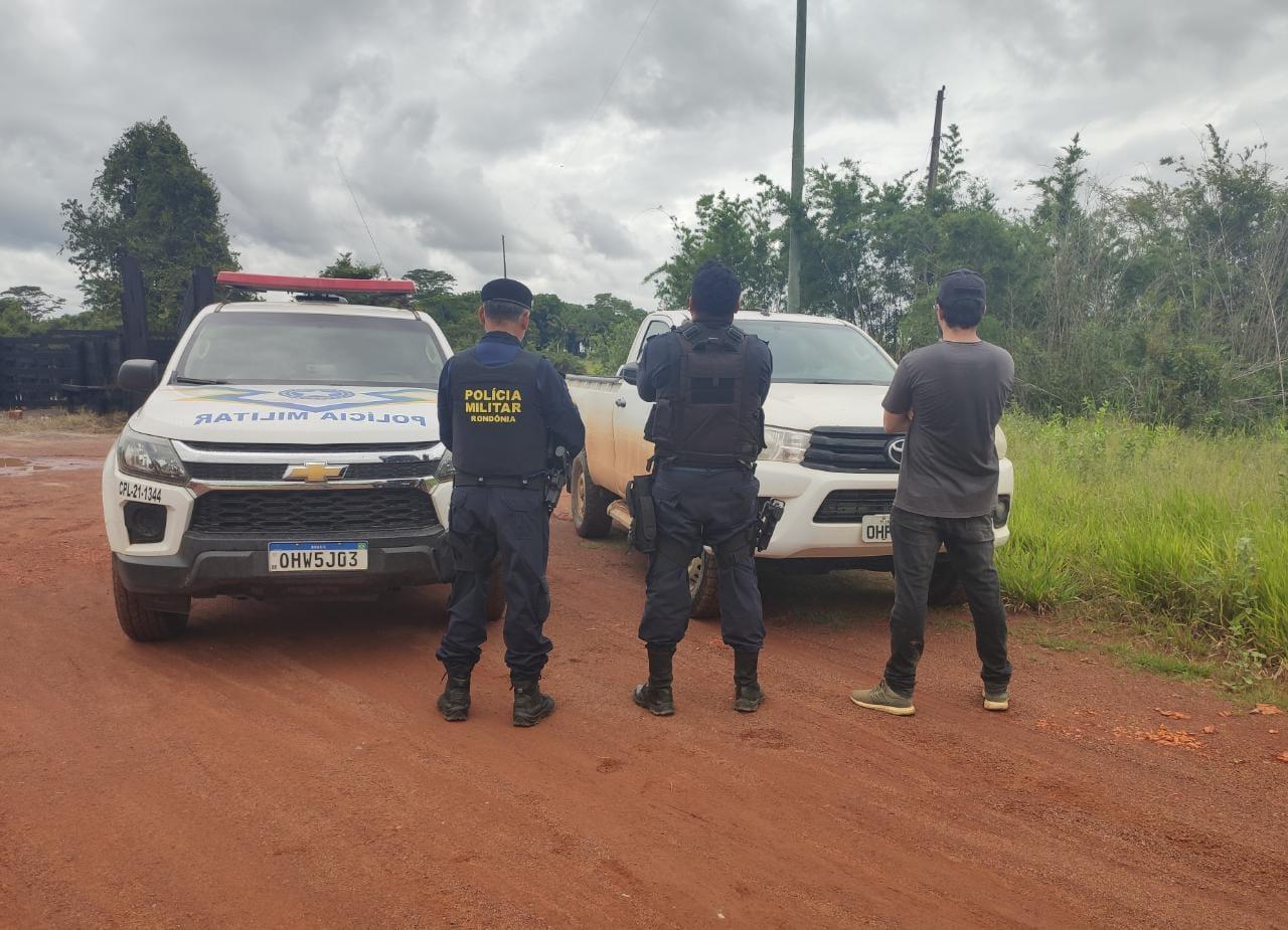 NA HORA: Polícia Militar recupera mais uma caminhonete roubada sendo levada para Bolívia 