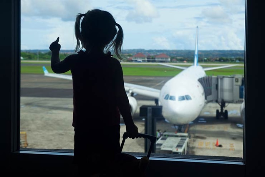 VIRTUAL: Cartórios vão autorizar viagens de menores ao exterior
