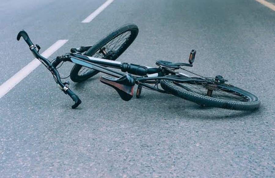 CRIMINALIDADE: Diarista quebra o braço ao ser derrubada de bicicleta em roubo 
