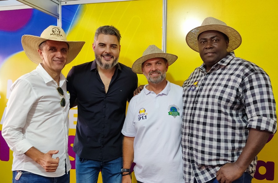 THIAGO FLORES: Deputado participa da abertura da 10º Rondônia Rural Show 