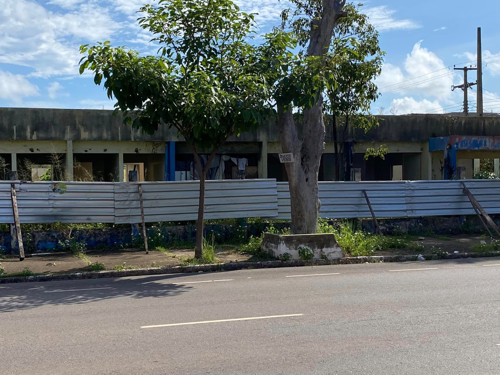 DESLEIXO: População reclama de obra interminável da Prefeitura de Porto Velho