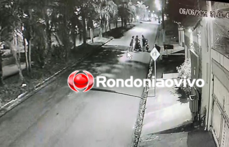 ASSISTA: Vídeo mostra criminosos roubando motoboy de delivery no Centro